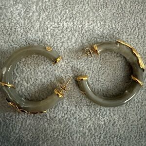 Gas bijoux cobra goop gray earrings